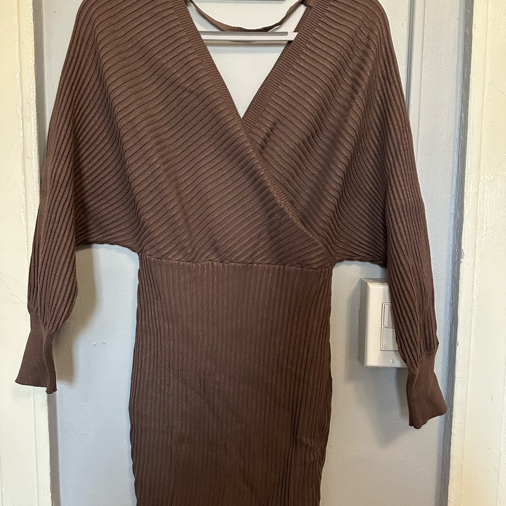Elegant Brown Ribbed Knit Dress